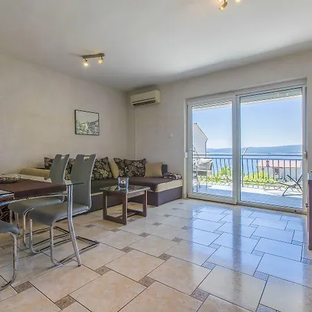 Charmantes Nur 300 Meter Zum Mit Meerblick, Grillbereich - Hundefreundlich Apartament Crikvenica